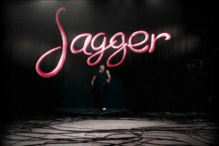 /VIDEOS/MPEG/301 - 400/327Maroon 5 - Moves Like Jagger ft. Christina Aguilera_mpeg2video.mpg