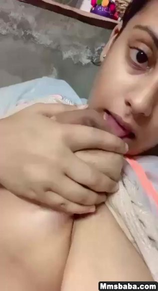 /2026-08-06 21-13/Desi Girl Sucking Her Boobs___.mp4