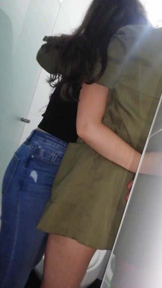 /2026-08-06 20-35/i haunt my playmate to the wc she makes me insatiable.mp4