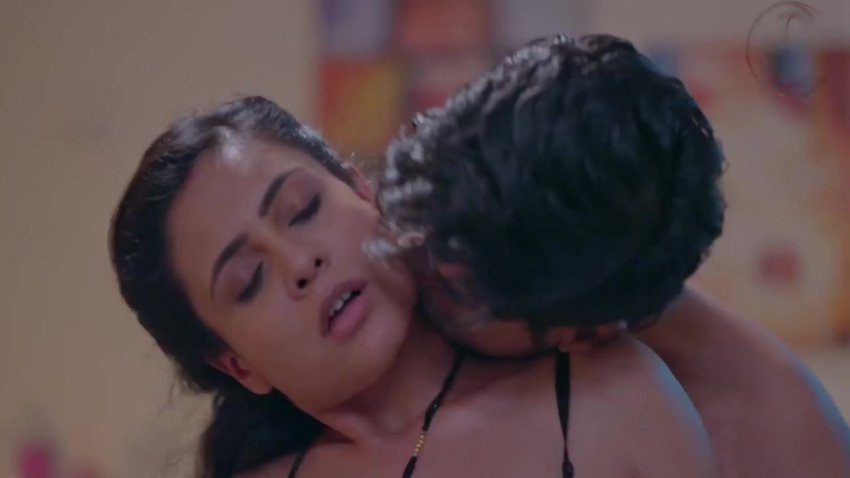 /2026-05-27 18-55/Adhuri_Aas_S01E03.mp4